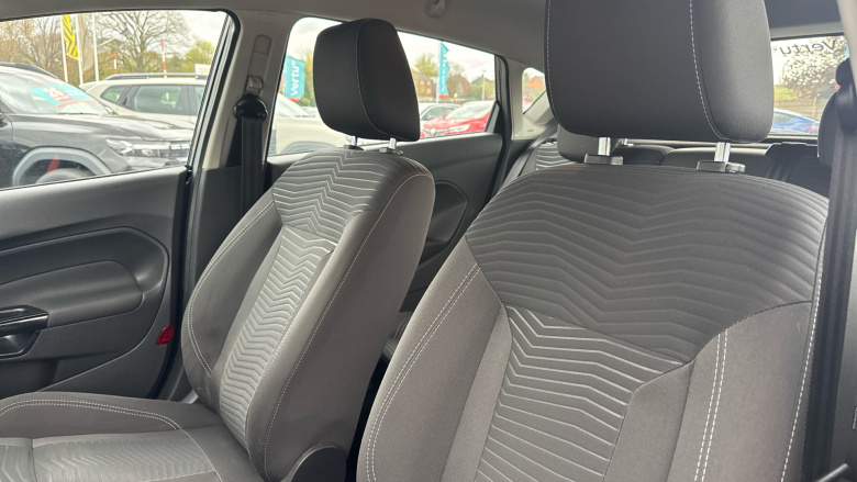 Ford Fiesta 1.0 EcoBoost Zetec 5dr Petrol Hatchback